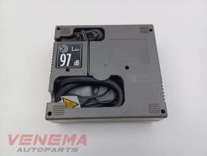 Däckpump från en Peugeot 208 II (UB/UH/UP) 1.2 Vti 12V PureTech 100 2020