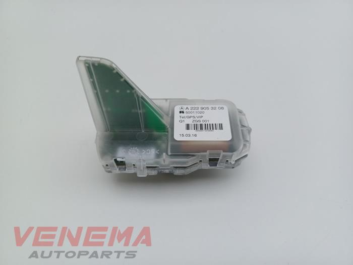 Begagnade Antenn Mercedes GLE (W166) 350d 3.0 V6 24V BlueTEC 4-Matic Pris € 49,99 Marginaltabell erbjuds av Venema Autoparts