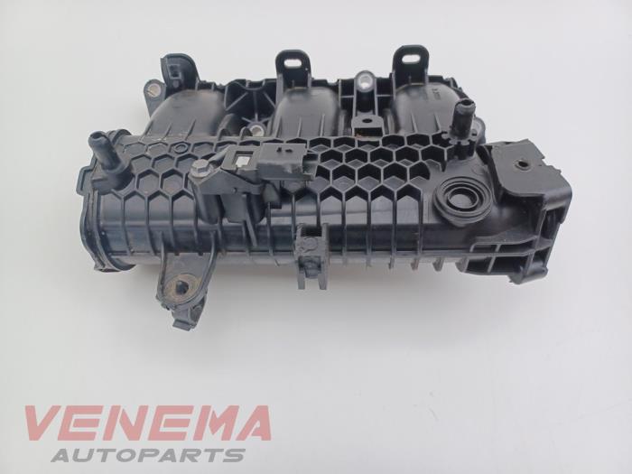 Begagnade Insugsrör Peugeot 308 (L3/L8/LB/LH/LP) 1.2 12V e-THP PureTech 130 Pris € 29,99 Marginaltabell erbjuds av Venema Autoparts