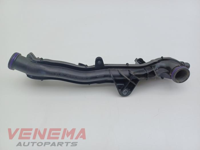 Begagnade Vattenrör Peugeot 308 (L3/L8/LB/LH/LP) 1.2 12V e-THP PureTech 130 Pris € 9,99 Marginaltabell erbjuds av Venema Autoparts