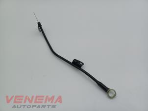 Ölmessstab van een Peugeot 308 (L3/L8/LB/LH/LP) 1.2 12V e-THP PureTech 130 2019
