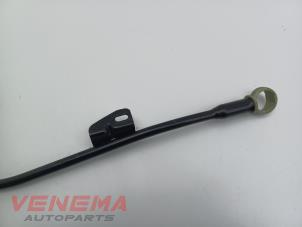 Ölmessstab van een Peugeot 308 (L3/L8/LB/LH/LP) 1.2 12V e-THP PureTech 130 2019