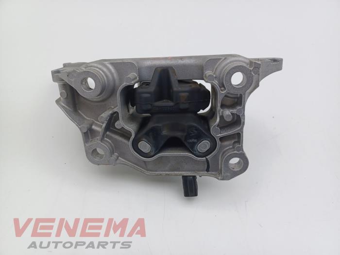 Used Engine mount Peugeot 208 II (UB/UH/UP) 1.2 Vti 12V PureTech 75 Price € 69,99 Margin scheme offered by Venema Autoparts
