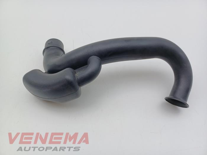 Begagnade Lufttratt Seat Ibiza V (KJB) 1.0 12V Pris € 19,99 Marginaltabell erbjuds av Venema Autoparts