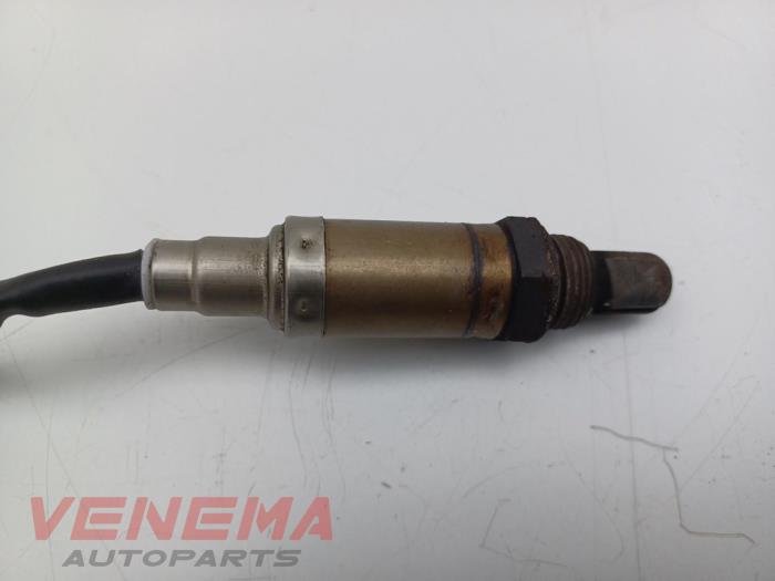 Sonde lambda d'un BMW 5 serie (E39) 520i 24V 1998