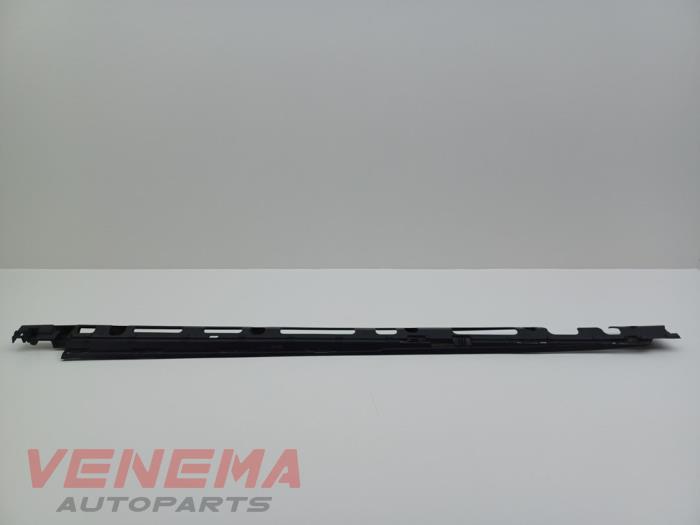 Usagé Divers Mercedes GLE (W166) 350d 3.0 V6 24V BlueTEC 4-Matic Prix € 19,99 Règlement à la marge proposé par Venema Autoparts