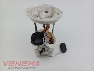 Usagé Pompe à carburant Seat Ibiza V (KJB) 1.0 12V Prix € 74,99 Règlement à la marge proposé par Venema Autoparts