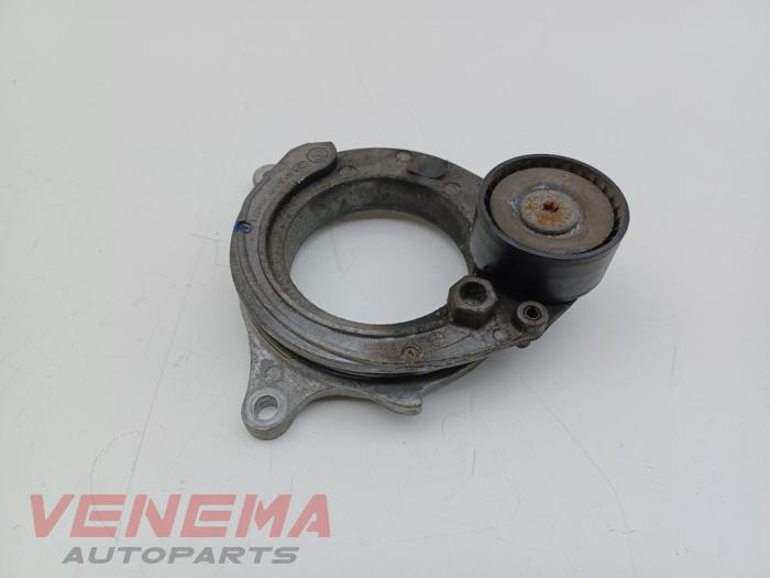 Usados Rodillo tensor correa múltiple BMW 4 serie Gran Coupe (F36) 420i 2.0 TwinPower Turbo 16V Precio € 29,99 Norma de margen ofrecido por Venema Autoparts