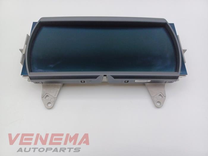 Used Interior display Mini Mini (F56) 2.0 16V Cooper S Price € 799,99 Margin scheme offered by Venema Autoparts