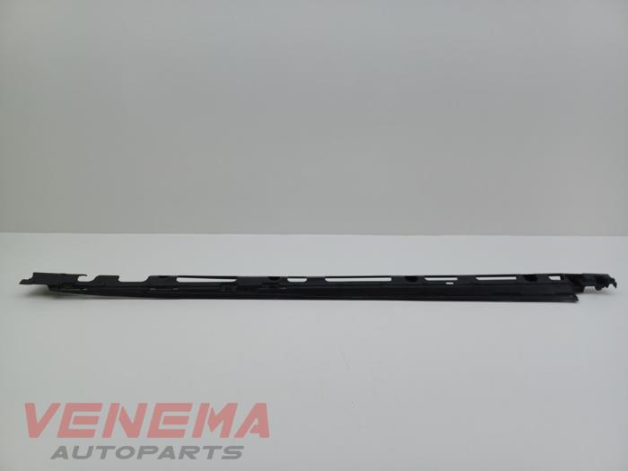 Usagé Divers Mercedes GLE (W166) 350d 3.0 V6 24V BlueTEC 4-Matic Prix € 19,99 Règlement à la marge proposé par Venema Autoparts