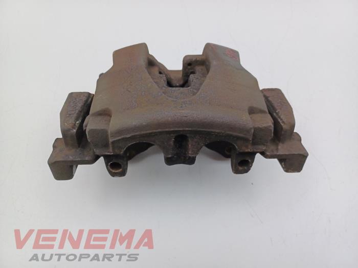 Gebrauchte Bremszange links vorne Mercedes GLE (W166) 350d 3.0 V6 24V BlueTEC 4-Matic Preis € 99,99 Margenregelung angeboten von Venema Autoparts
