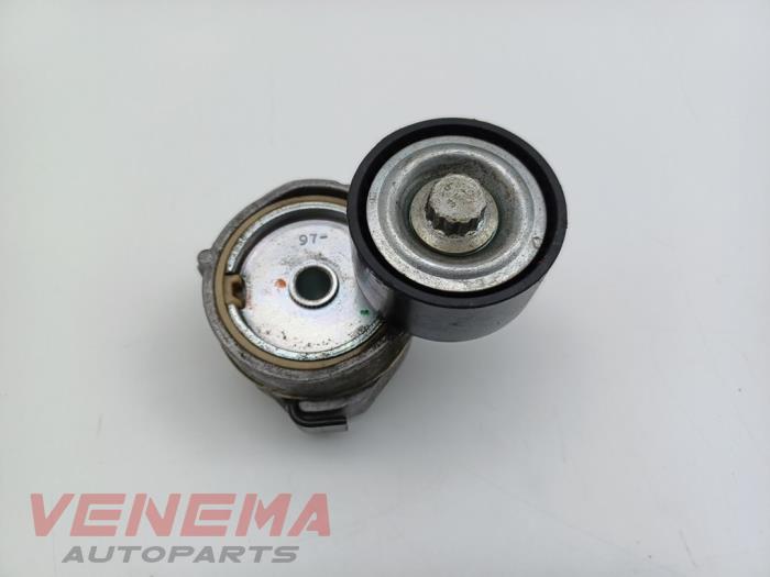 Usados Rodillo tensor correa múltiple Peugeot 208 I (CA/CC/CK/CL) 1.2 12V e-THP PureTech 110 Precio € 19,99 Norma de margen ofrecido por Venema Autoparts
