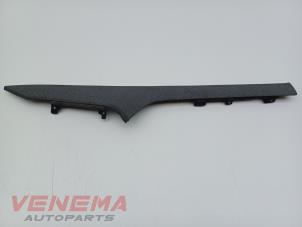 Usados Embellecedore para tablero de instrumentos Peugeot 3008 II (M4/MC/MJ/MR) 1.2 12V e-THP PureTech 130 Precio € 99,99 Norma de margen ofrecido por Venema Autoparts