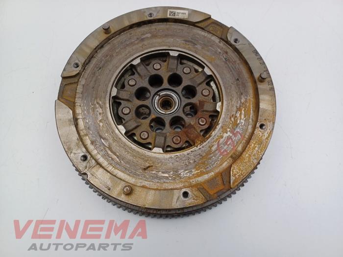 Gebrauchte Doppelte Masse Schwungrad BMW 1 serie (F21) 120i 2.0 16V Preis € 249,99 Margenregelung angeboten von Venema Autoparts