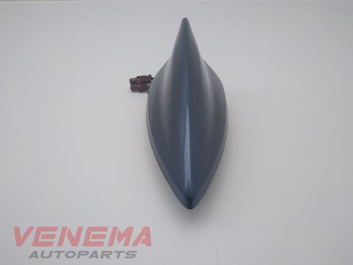 Używane Antena Opel Astra K Sports Tourer 1.6 BiTurbo CDTI 16V Cena € 34,99 Procedura marży oferowane przez Venema Autoparts