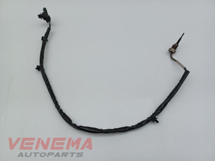 Usagé Sensor température d’échappement Opel Astra K Sports Tourer 1.6 BiTurbo CDTI 16V Prix € 49,99 Règlement à la marge proposé par Venema Autoparts
