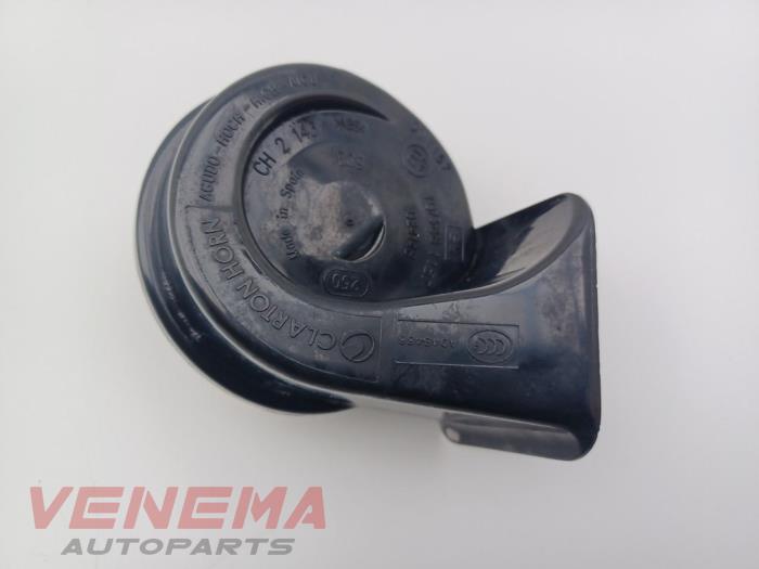 Używane Klakson BMW 5 serie (F10) 550i V8 32V TwinPower Turbo Cena € 29,99 Procedura marży oferowane przez Venema Autoparts