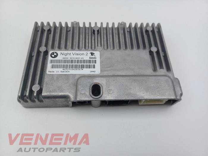 Używane Modul kamery BMW 5 serie (F10) 550i V8 32V TwinPower Turbo Cena € 239,99 Procedura marży oferowane przez Venema Autoparts