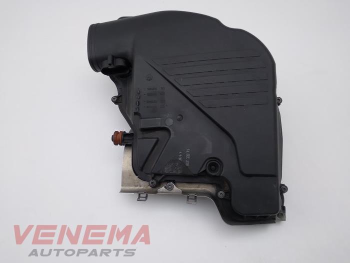 Gebrauchte Luftfiltergehäuse BMW 5 serie (F10) 550i V8 32V TwinPower Turbo Preis € 74,99 Margenregelung angeboten von Venema Autoparts
