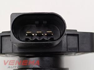 Ölstandsensor van een BMW 4 serie Gran Coupe (F36) 420i 2.0 TwinPower Turbo 16V 2017