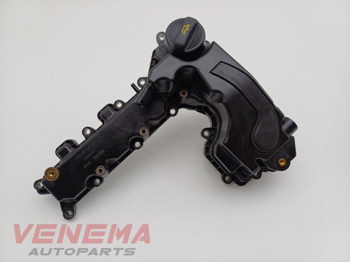Usagé Couvercle soupapes Peugeot 208 I (CA/CC/CK/CL) 1.2 12V e-THP PureTech 110 Prix € 29,99 Règlement à la marge proposé par Venema Autoparts