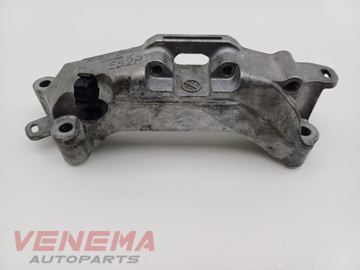 Used Engine mount Peugeot 208 I (CA/CC/CK/CL) 1.2 12V e-THP PureTech 110 Price € 19,99 Margin scheme offered by Venema Autoparts