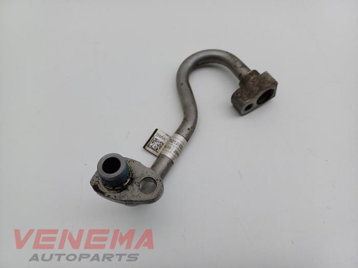 Usagé Conduit (divers) BMW 5 serie (F10) 550i V8 32V TwinPower Turbo Prix € 19,99 Règlement à la marge proposé par Venema Autoparts