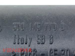 Intercooler Rohr van een Volkswagen Caddy III (2KA,2KH,2CA,2CH) 1.9 TDI 2010