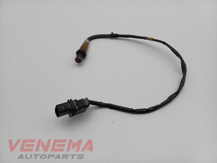 Lambda probe from a Volkswagen Caddy III (2KA,2KH,2CA,2CH) 1.9 TDI 2010