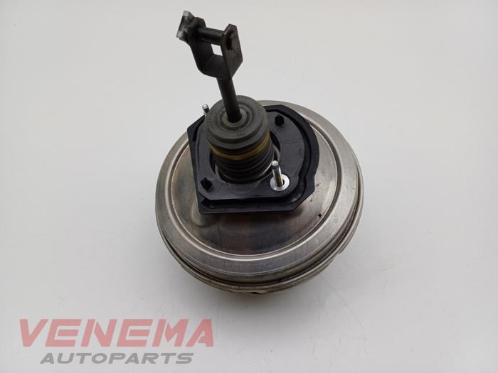 Usagé Servo frein BMW 5 serie (F10) 550i V8 32V TwinPower Turbo Prix € 79,99 Règlement à la marge proposé par Venema Autoparts