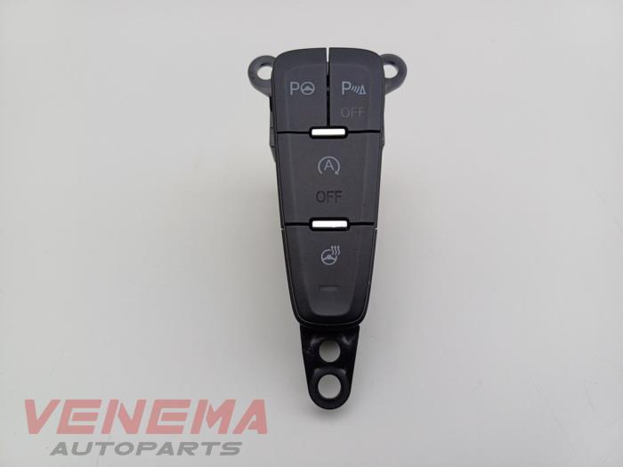 Używane Przelacznik Ford Focus 3 Wagon 1.0 Ti-VCT EcoBoost 12V 125 Cena € 19,99 Procedura marży oferowane przez Venema Autoparts