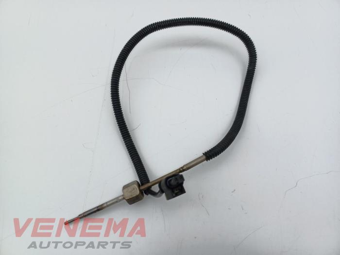 Usagé Sensor température d’échappement Mercedes C Estate (S205) C-250 CDI BlueTEC, C-250 d 2.2 16V Prix € 29,99 Règlement à la marge proposé par Venema Autoparts