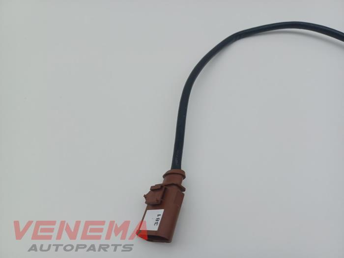 Lambda probe from a Volkswagen Polo VI (AW1) 1.0 TSI 12V 2019