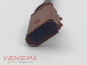 Lambda probe from a Volkswagen Polo VI (AW1) 1.0 TSI 12V 2019