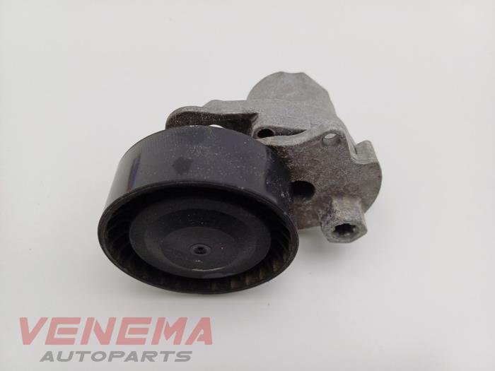 Usados Rodillo tensor correa múltiple Volkswagen Polo VI (AW1) 1.0 TSI 12V Precio € 9,99 Norma de margen ofrecido por Venema Autoparts