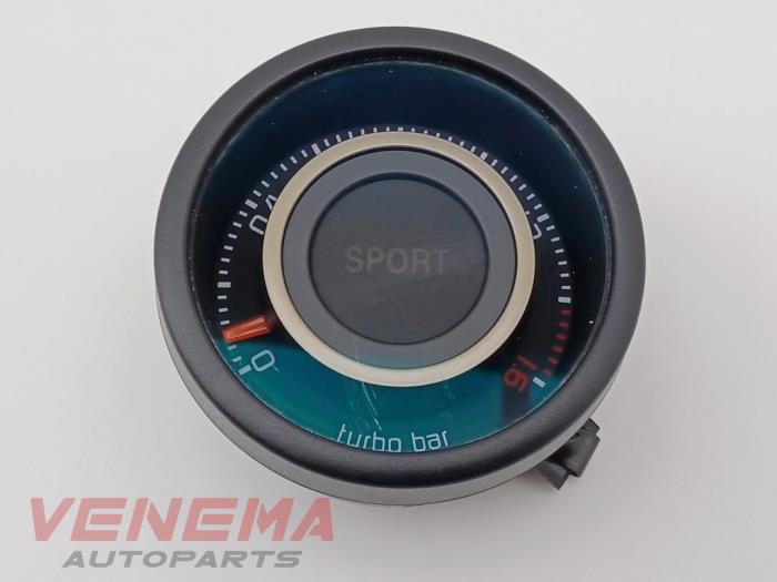 Używane Obrotomierz Fiat 500 Abarth Cena € 199,99 Procedura marży oferowane przez Venema Autoparts
