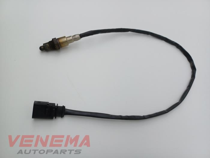 Lambda probe from a Volkswagen Golf Sportsvan (AUVS) 1.2 TSI 16V 2015