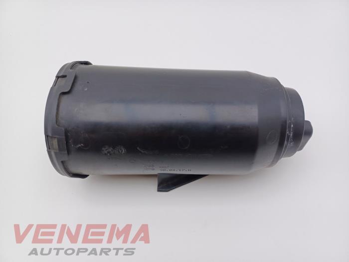 Begagnade Kolfilter Mercedes C-Klasse AMG (W205) C-63 S,Edition 1 AMG 4.0 V8 Biturbo Pris € 49,99 Marginaltabell erbjuds av Venema Autoparts
