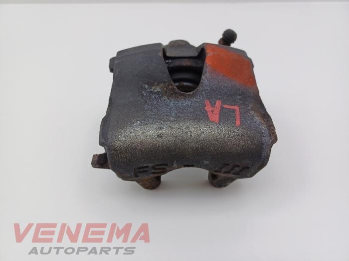Gebrauchte Bremszange links vorne Volkswagen Golf Sportsvan (AUVS) 1.2 TSI 16V Preis € 9,99 Margenregelung angeboten von Venema Autoparts