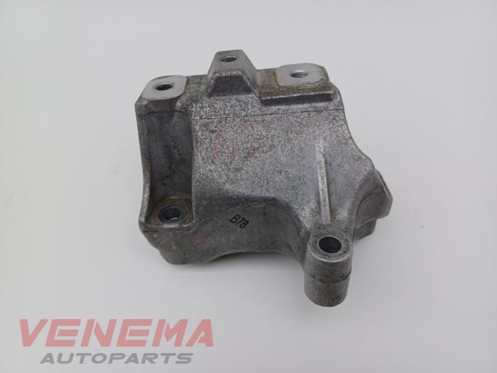 Used Engine mount Seat Arona (KJX) 1.0 TSI 12V Price € 24,99 Margin scheme offered by Venema Autoparts
