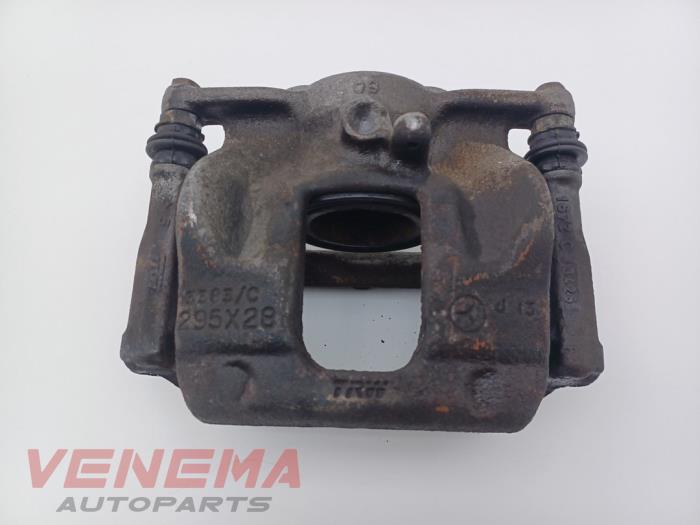 Gebrauchte Bremszange rechts vorne Mercedes A (W176) 2.2 A-200 CDI, A-200d 16V Preis € 24,99 Margenregelung angeboten von Venema Autoparts