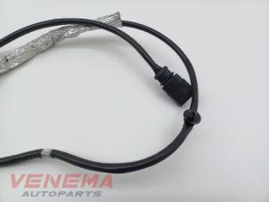 Lambda probe from a Volkswagen Tiguan (AD1) 1.5 TSI 16V Evo BlueMotion Technology 2023