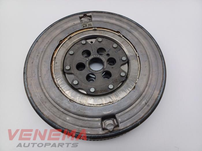 Used Flywheel Mercedes A (177.0) 1.3 A-160 Turbo 16V Price € 164,99 Margin scheme offered by Venema Autoparts