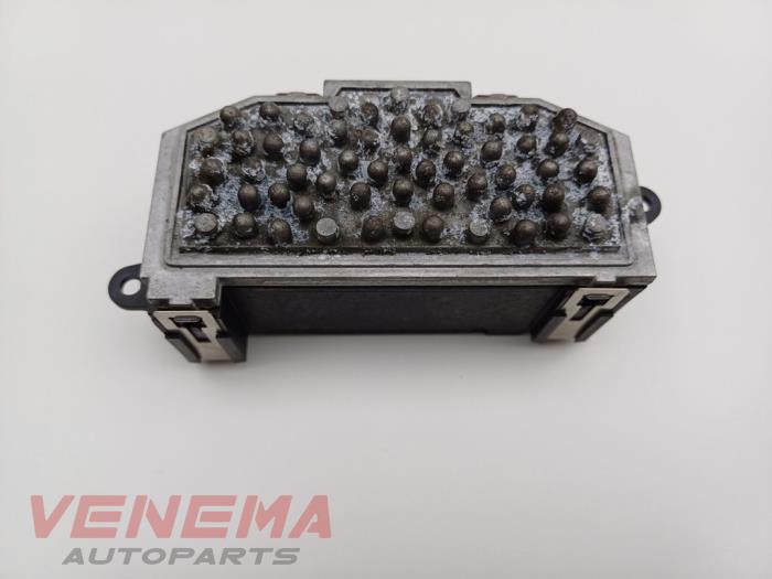Heater blower motor resistor