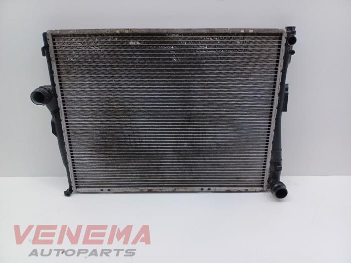 Gebrauchte Kühler BMW 3 serie (E46/4) 318i 16V Preis € 99,99 Margenregelung angeboten von Venema Autoparts