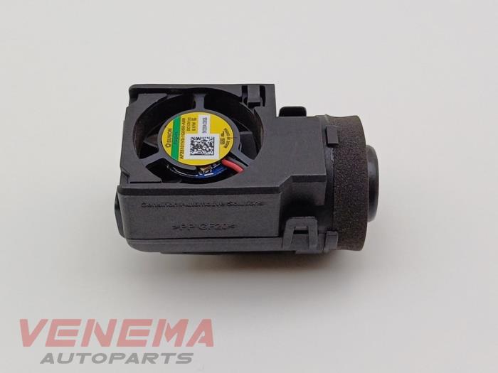 Begagnade Innetemperatursensor Mercedes C Estate (S206) C-300 e 2.0 Turbo Pris € 49,99 Marginaltabell erbjuds av Venema Autoparts
