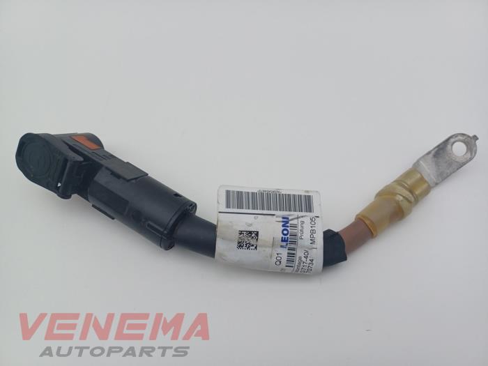 Używane Kabel (rózne) Mercedes C Estate (S206) C-300 e 2.0 Turbo Cena € 19,99 Procedura marży oferowane przez Venema Autoparts