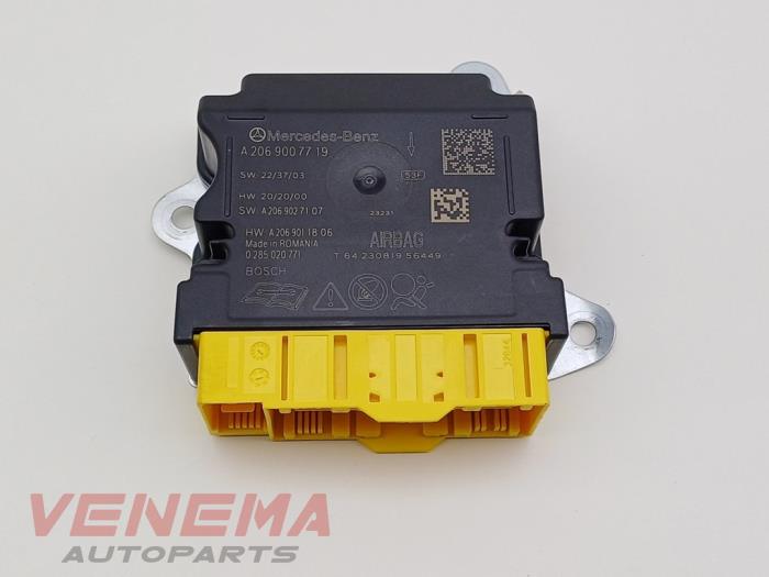 Begagnade Airbagmodul Mercedes C Estate (S206) C-300 e 2.0 Turbo Pris € 199,99 Marginaltabell erbjuds av Venema Autoparts