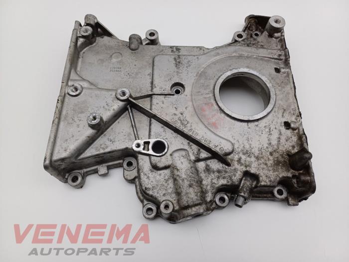 Usagé Couvercle de distribution Mercedes A (177.0) 2.0 A-220 Turbo 16V Prix € 99,99 Règlement à la marge proposé par Venema Autoparts