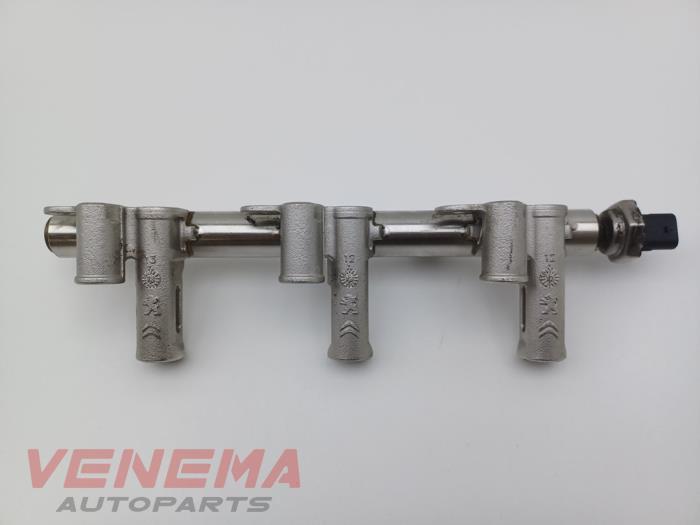 Usagé Système d'injection Peugeot 208 I (CA/CC/CK/CL) 1.2 12V e-THP PureTech 110 Prix € 29,99 Règlement à la marge proposé par Venema Autoparts